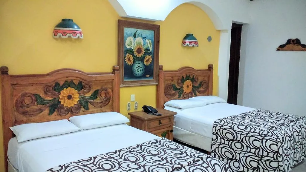 Hotel Suites Flamboyanes Merida