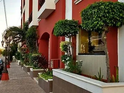 Hotell Suites Flamboyanes Mérida